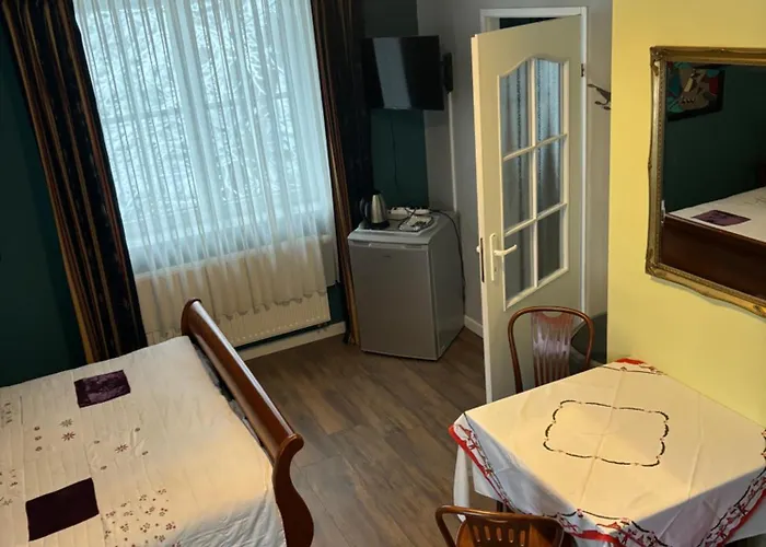 فندق مبيت وإفطار Dom Pod Sosna كارباش