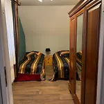 לינה וארוחת בוקר Dom Pod Sosna
