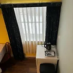 Dom Pod Sosna לינה וארוחת בוקר 3*