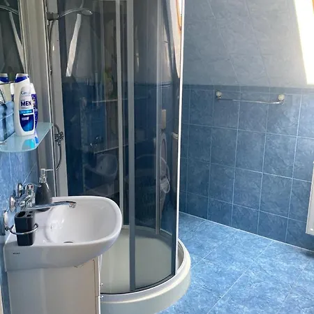 Dom Pod Sosna Oda ve Kahvaltı Karpacz