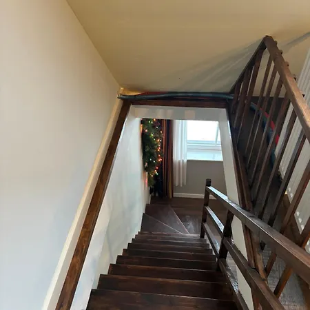 Bed & Breakfast Dom Pod Sosna 3*