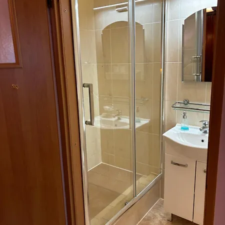 Dom Pod Sosna Bed & Breakfast *